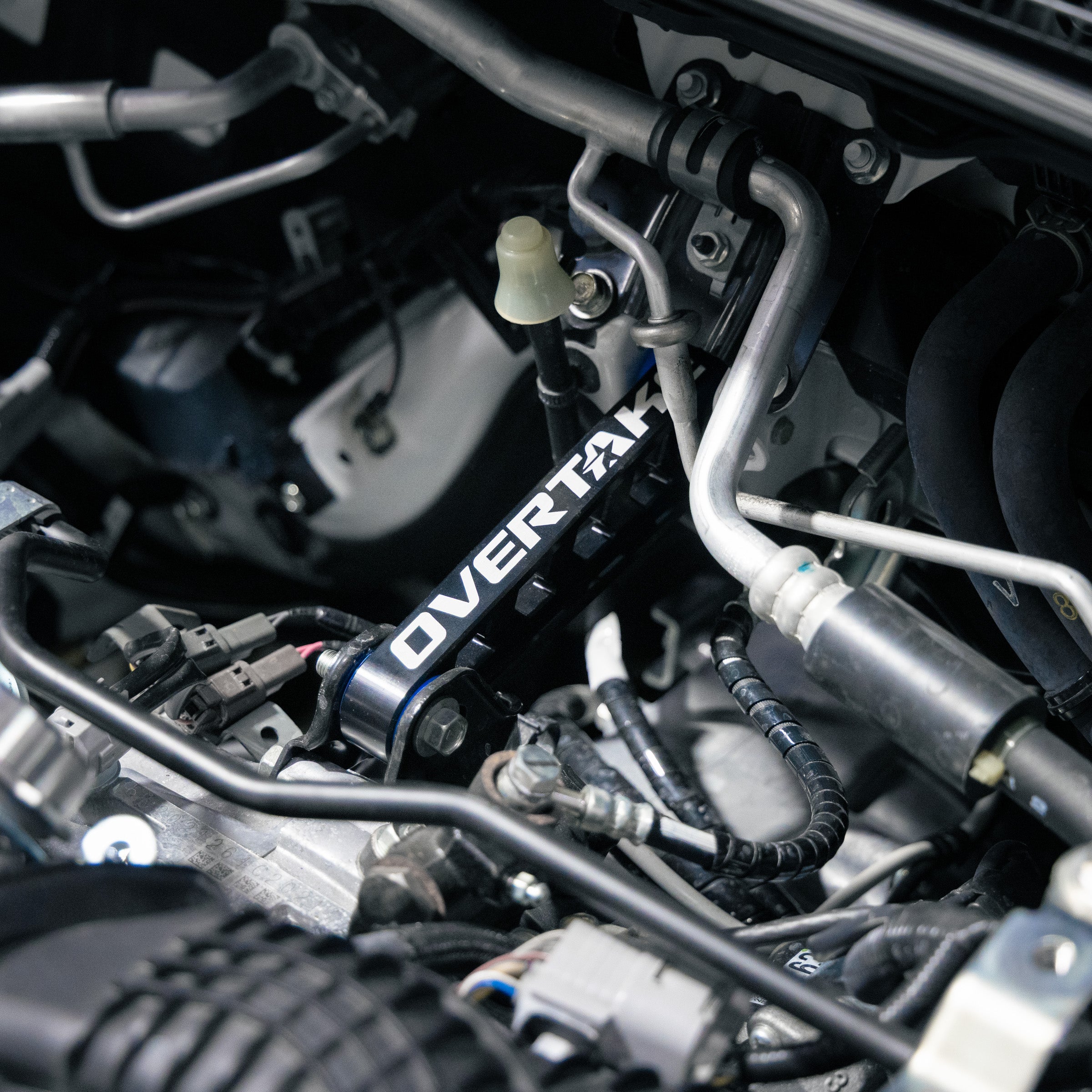 Overtake Pitch Stop Mount Street Version