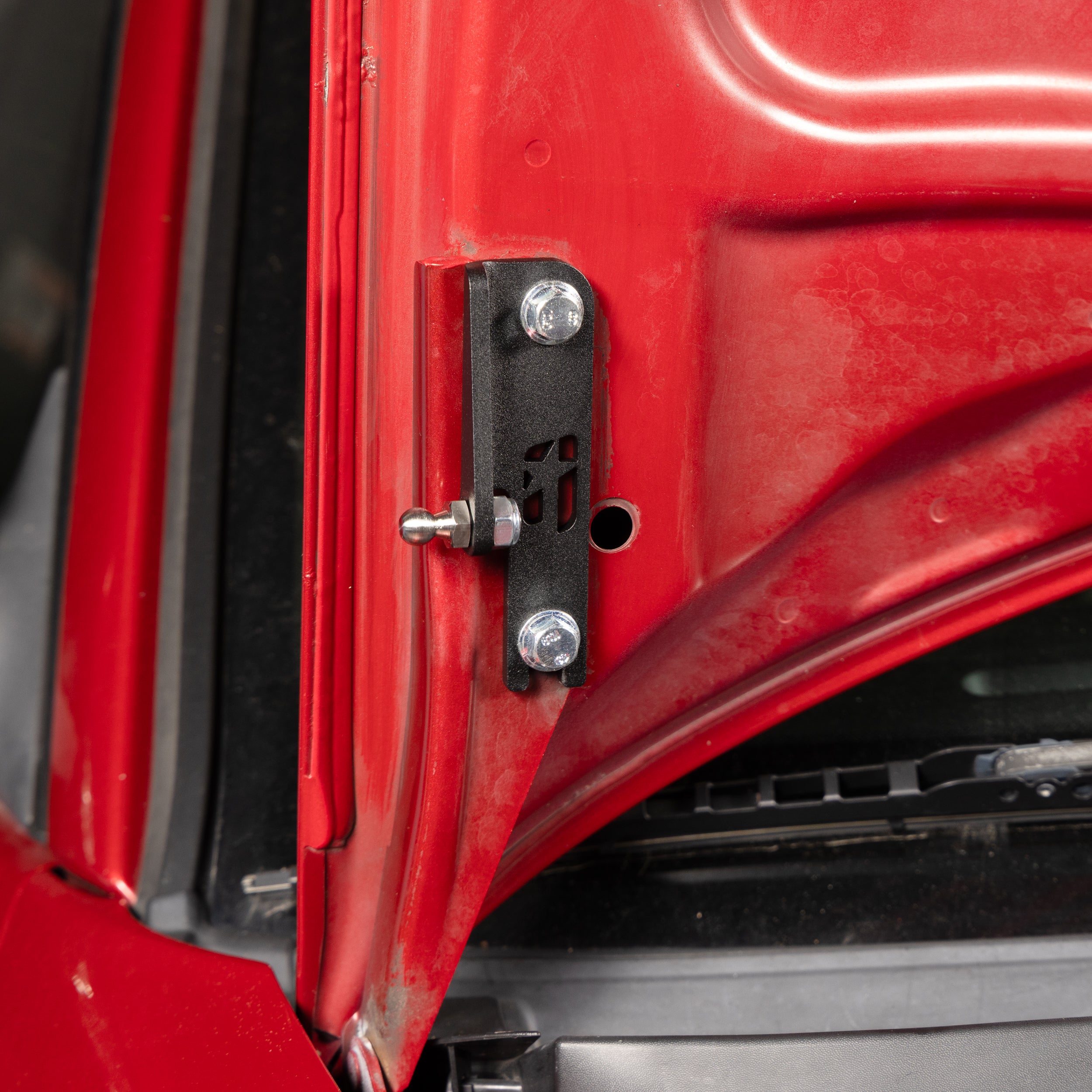 Overtake Hi-Lift Hood Strut Kit - Subaru 2004-08 Forester XT