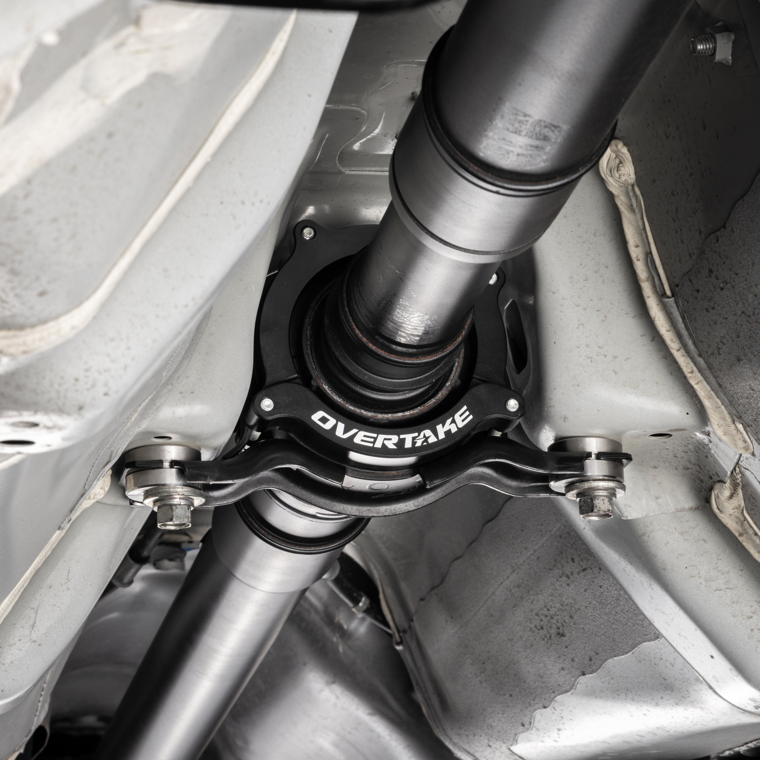 OVERTAKE Driveshaft Lockdown Kit - Subaru 2008-2026 WRX, 2008-2021 STI, 2013-2026 BRZ / 86